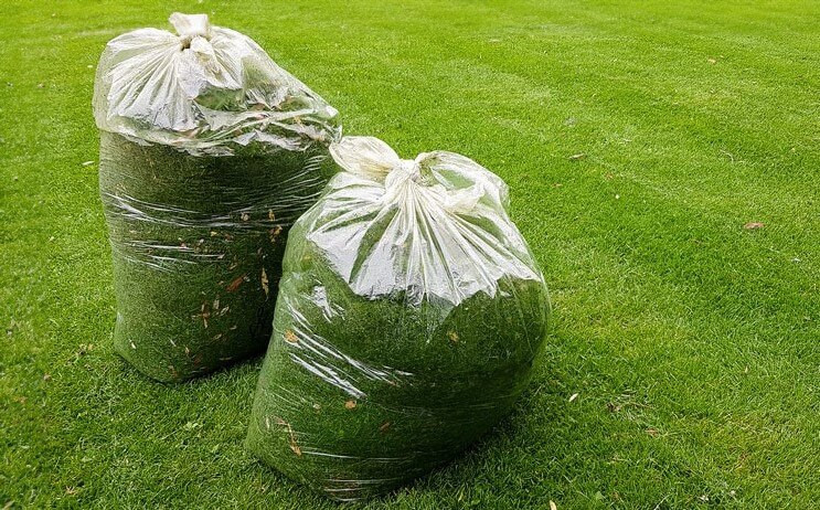 Bags with lawn clippings